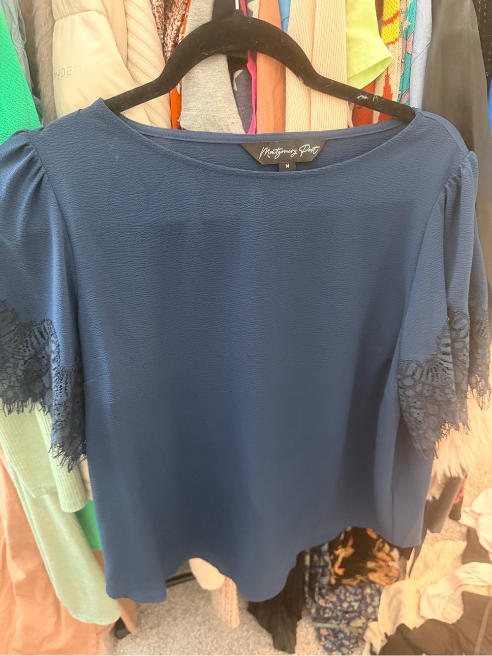 Navy Lace-Trim Short Sleeve Blouse